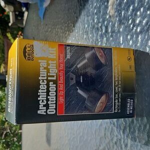 Bell Outdoor Architectural Light Kit in Bronze